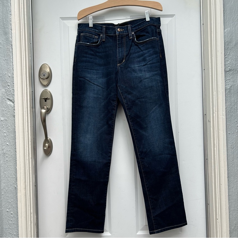 Joe’s Jeans The Brixton fit